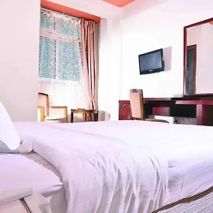 3* Hotel Adams